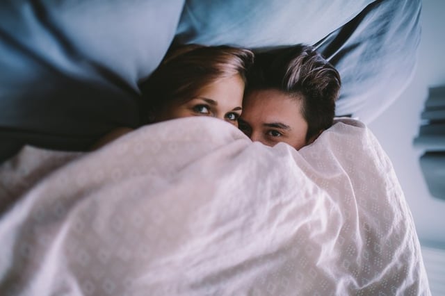 8 Makeshift Sex Toys You Should Stop Bringing Into the Bedroom